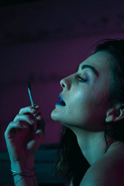 Benefits of Smoking Pure Cannabis Dutch Headshop